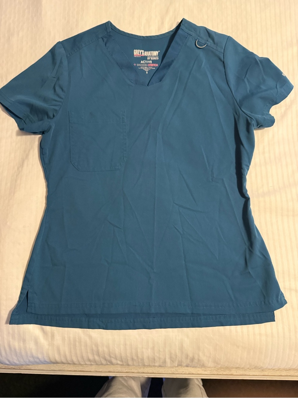 Grey's Anatomy Active Women's Teal Short-Sleeve V-Neck Scrub Top